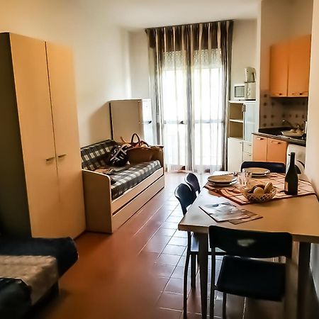 Condominio Moschettieri Bibione Exterior foto